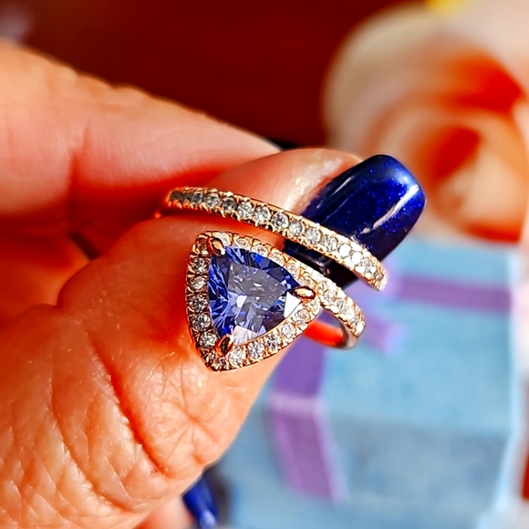 Bomb Party Rose Gold Sapphire Cubic Zirconia New size 7 - Picture 4 of 4